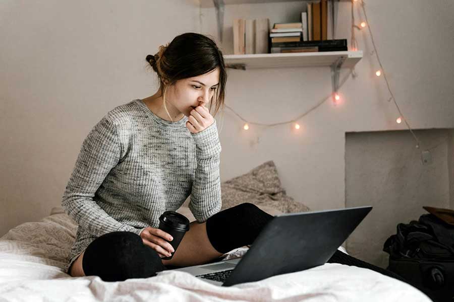 woman on laptop