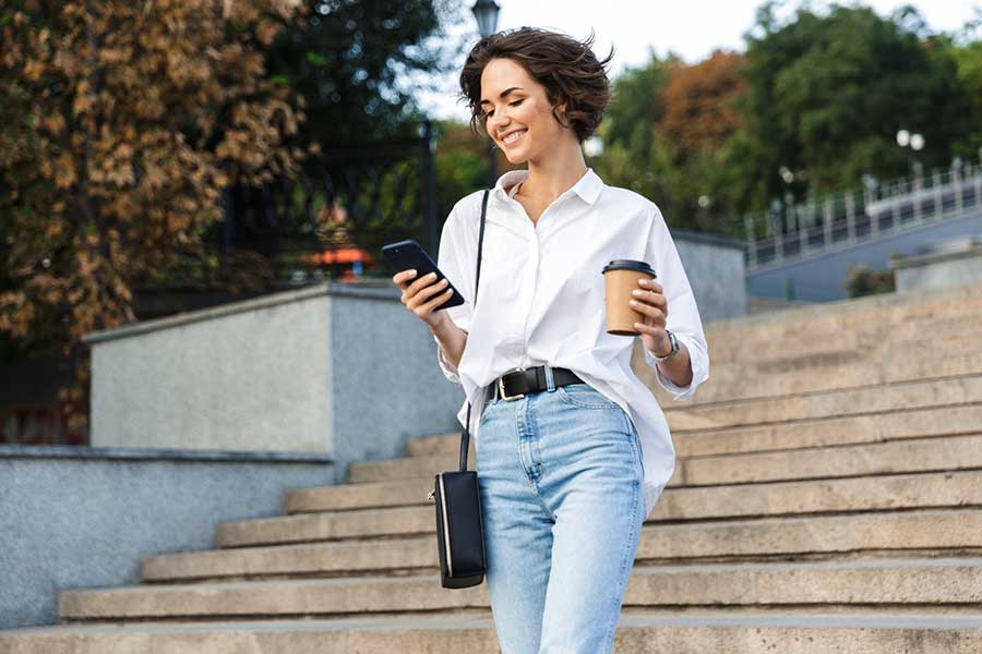 woman using banking app